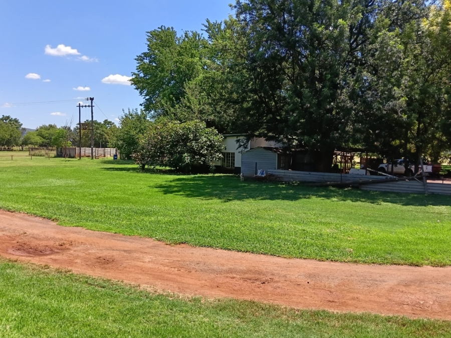 8 Bedroom Property for Sale in Brits Rural North West